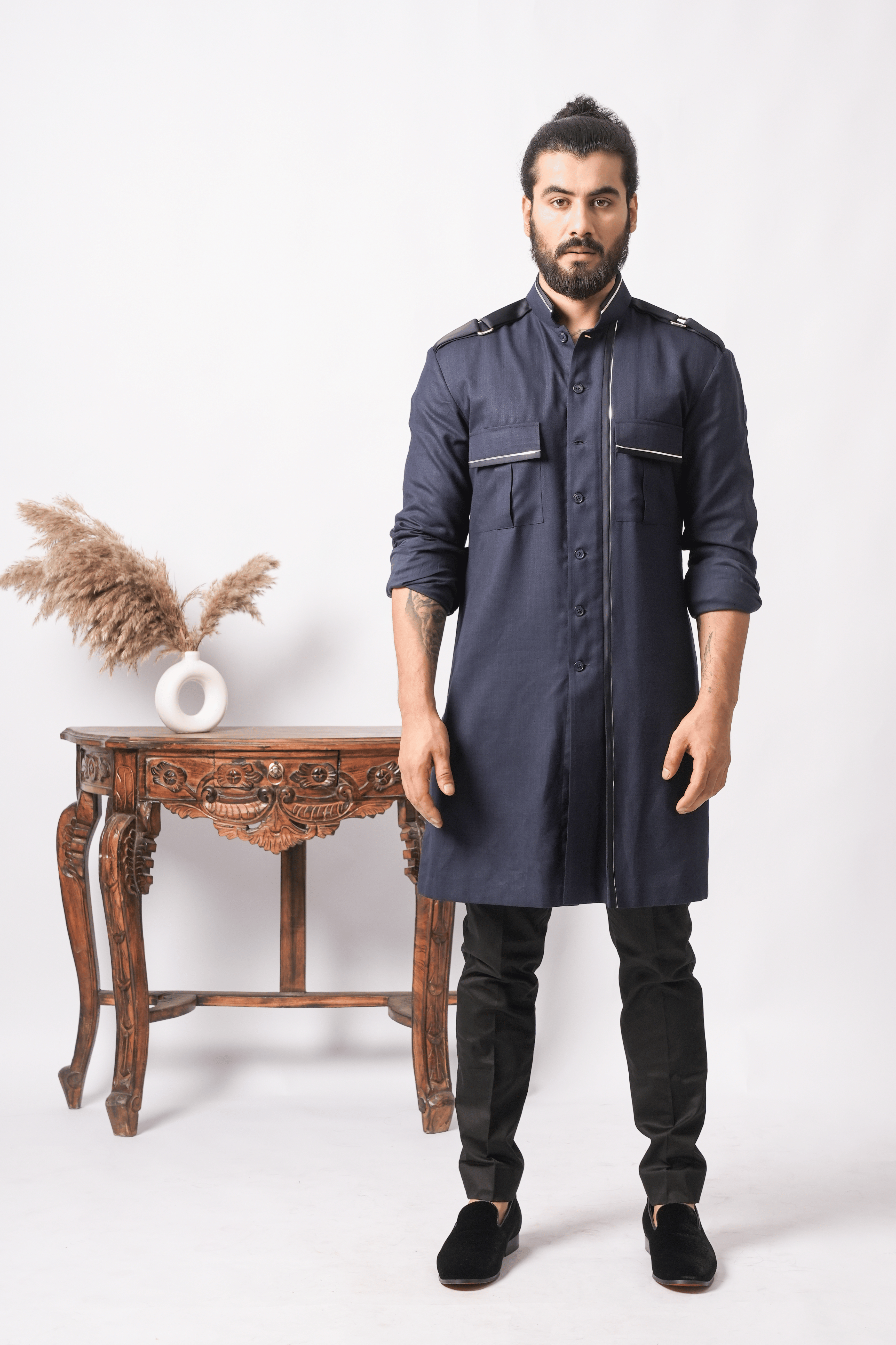 Detailed Vanguard Kurta
