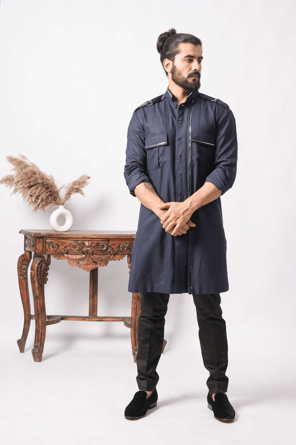 Detailed Vanguard Kurta