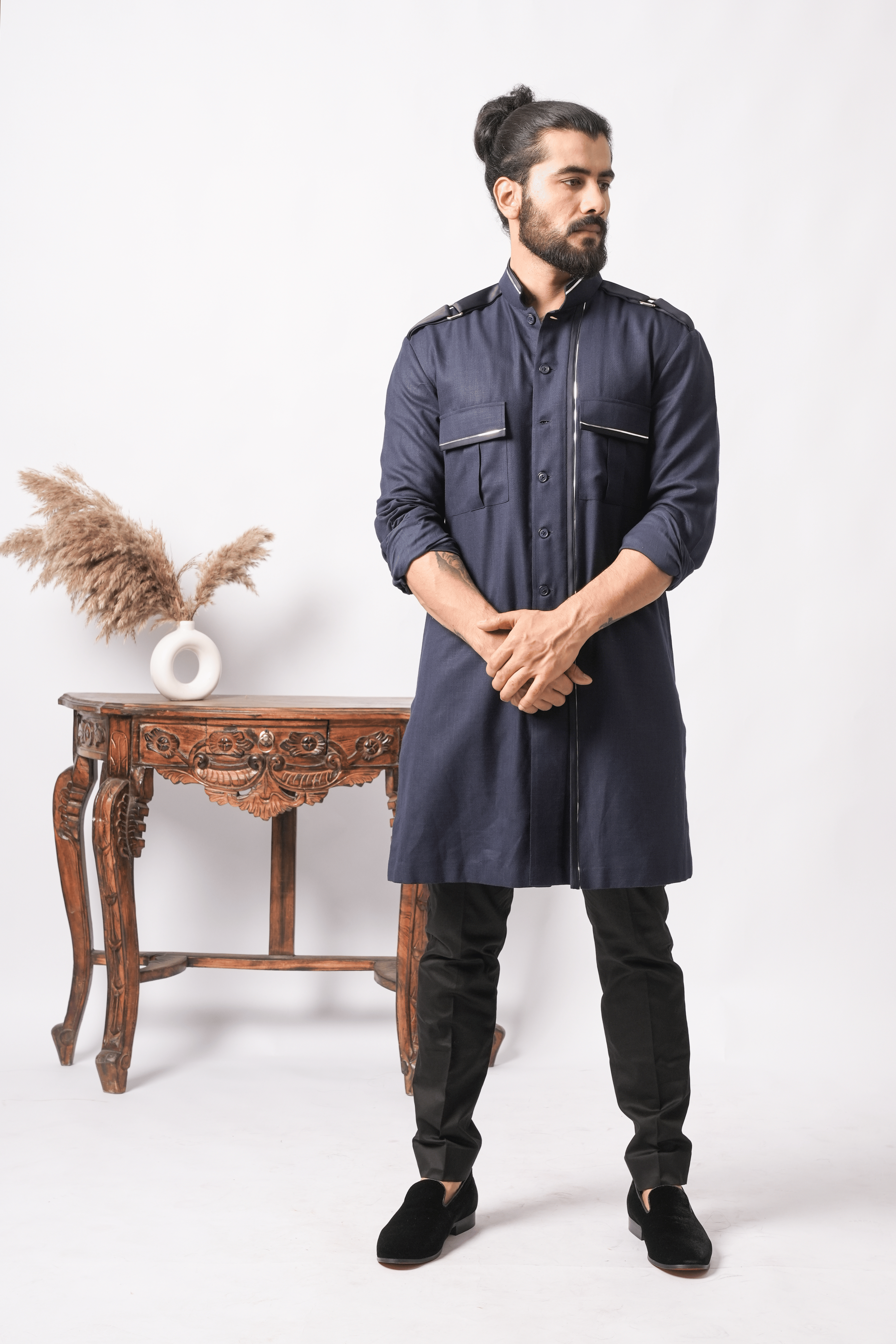 Detailed Vanguard Kurta