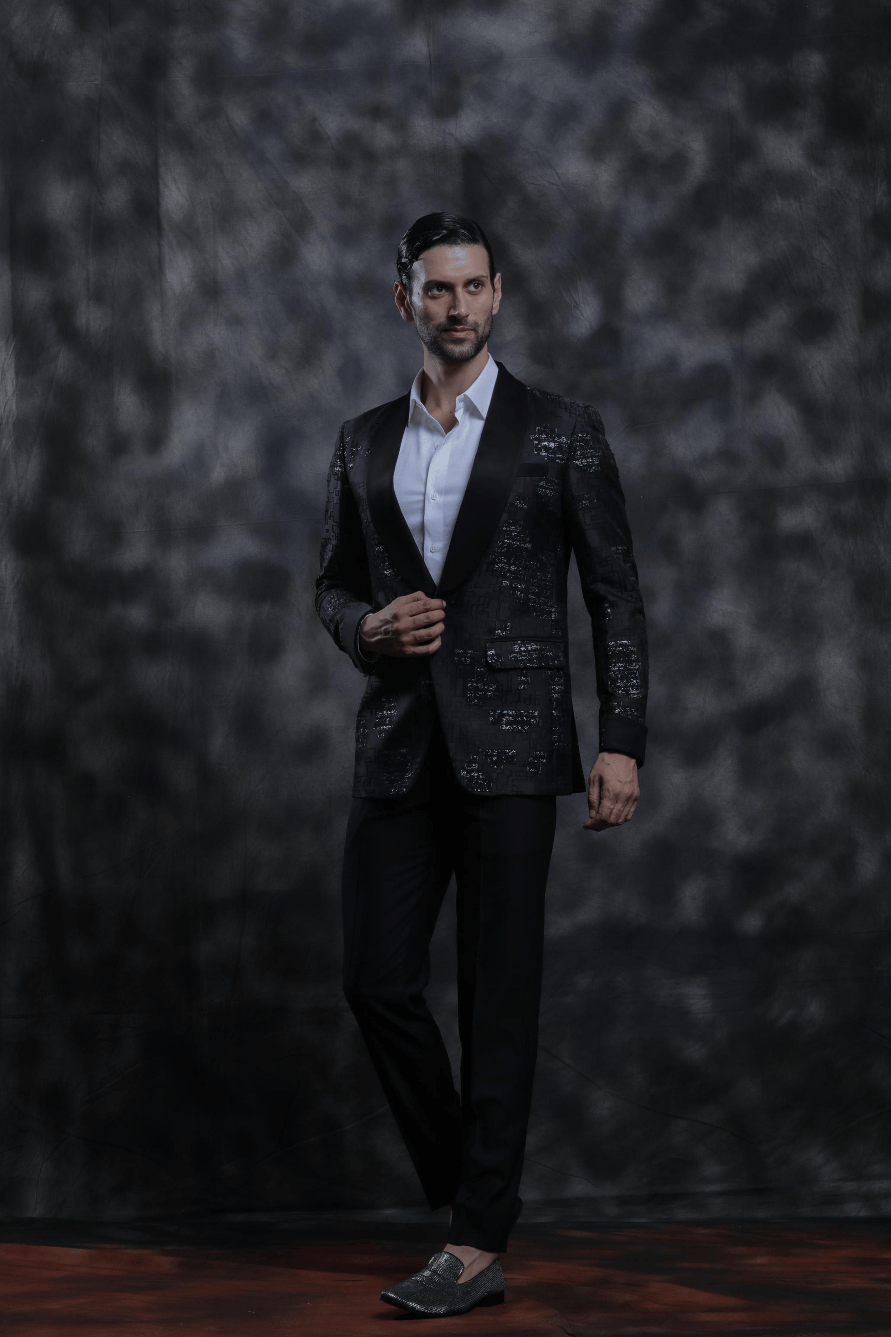 Shadow Grid Tuxedo