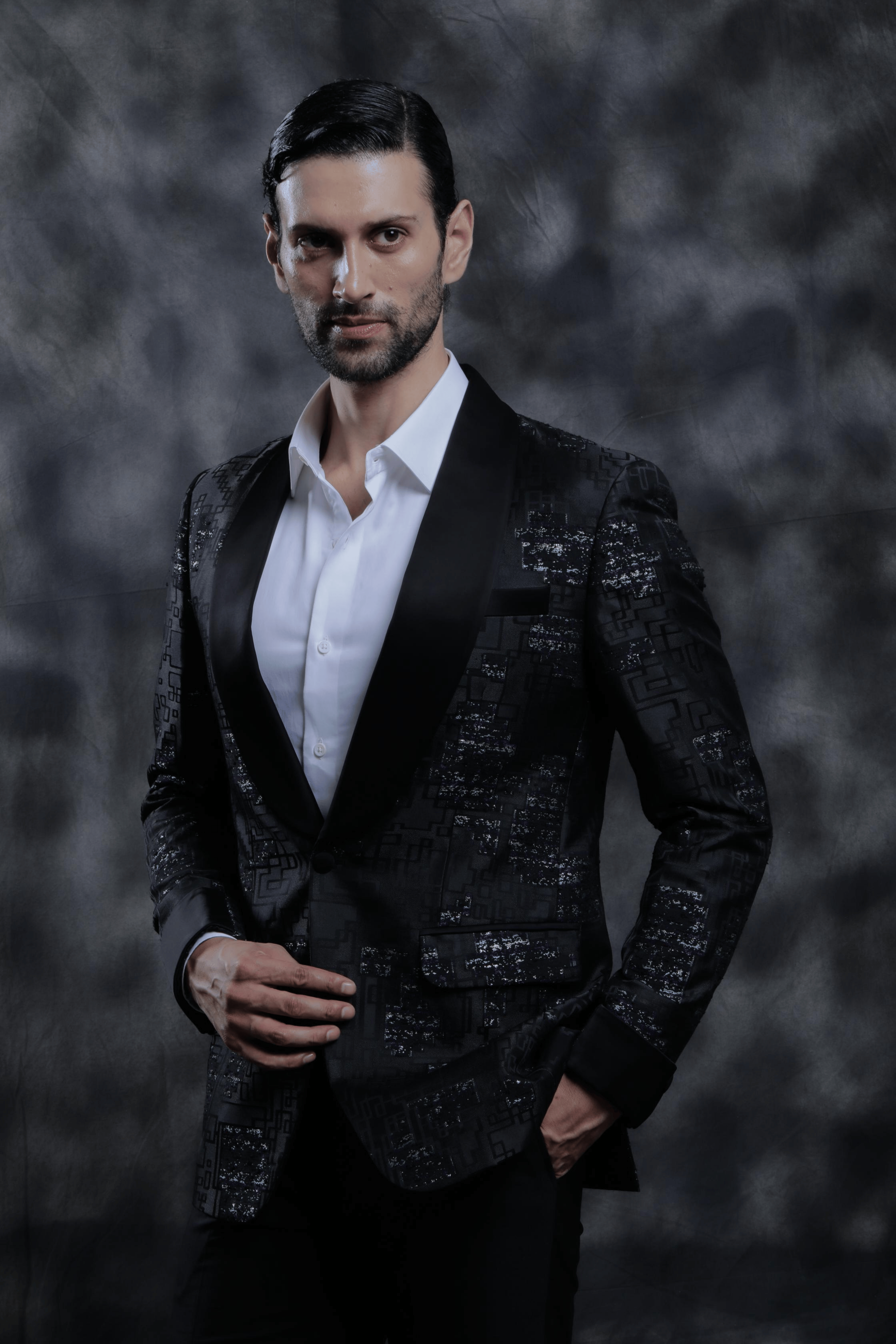 Shadow Grid Tuxedo