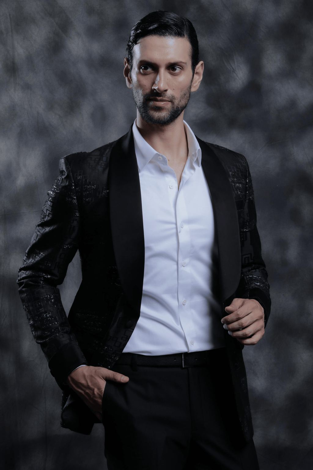 Shadow Grid Tuxedo