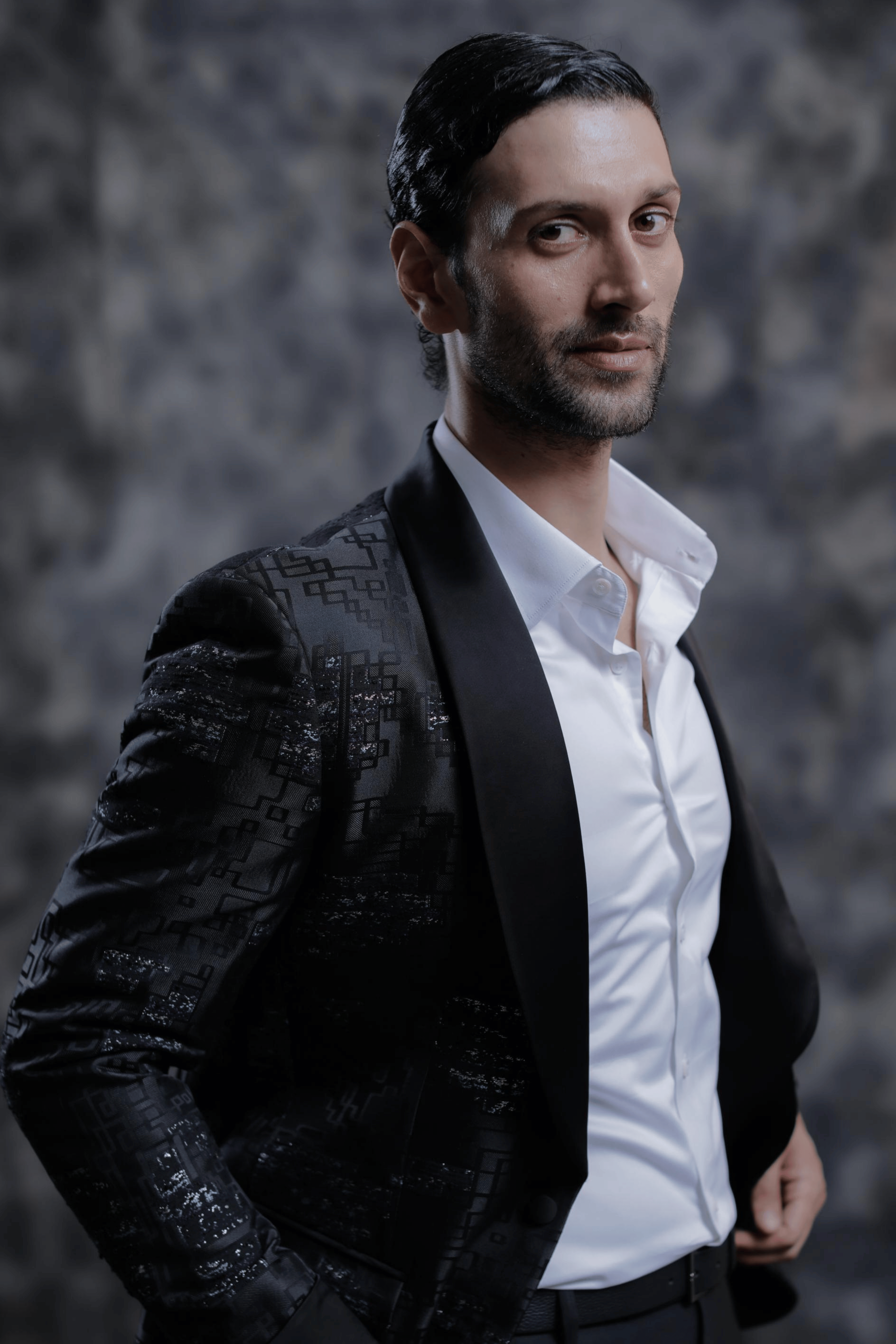 Shadow Grid Tuxedo