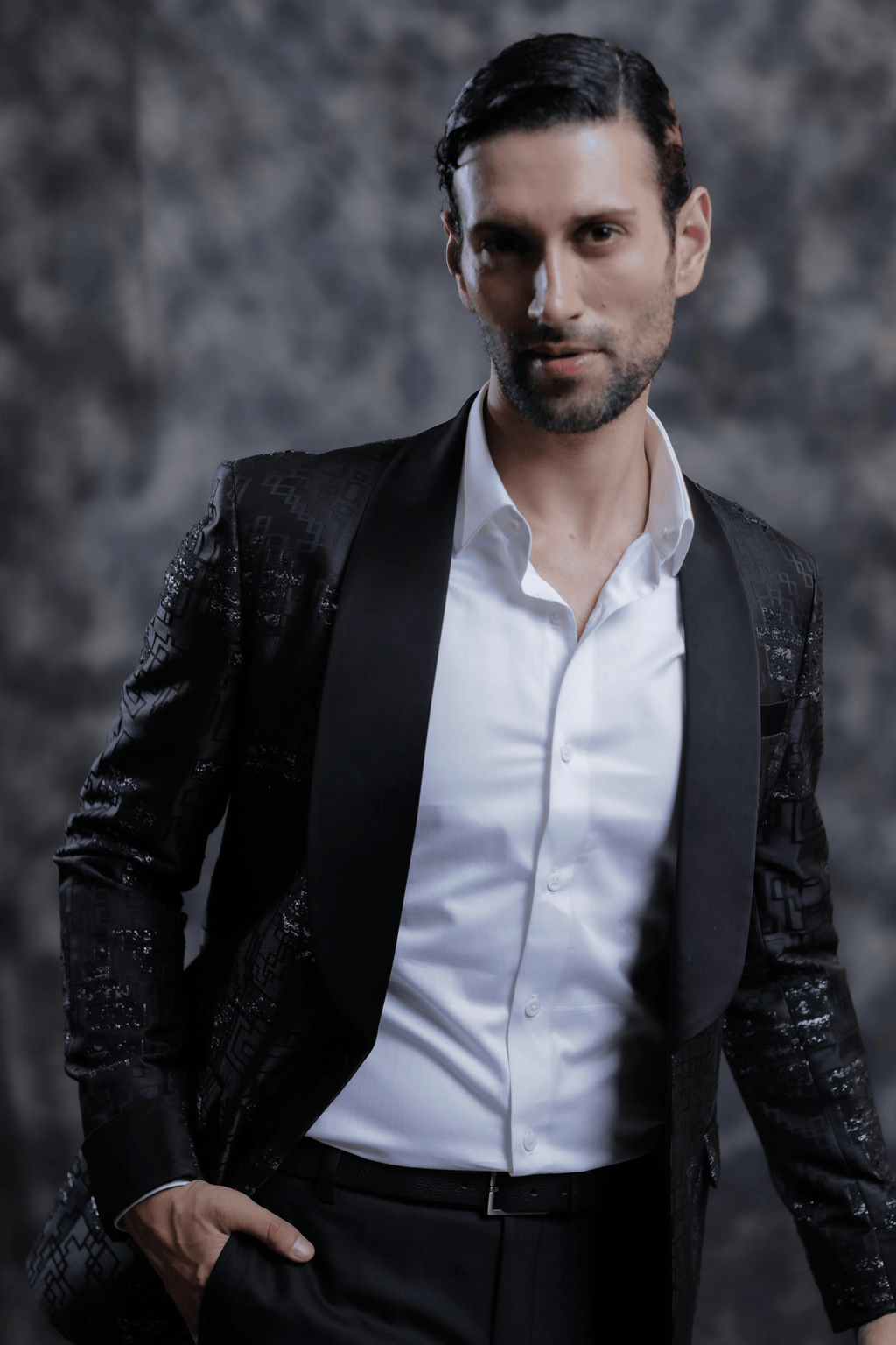 Shadow Grid Tuxedo