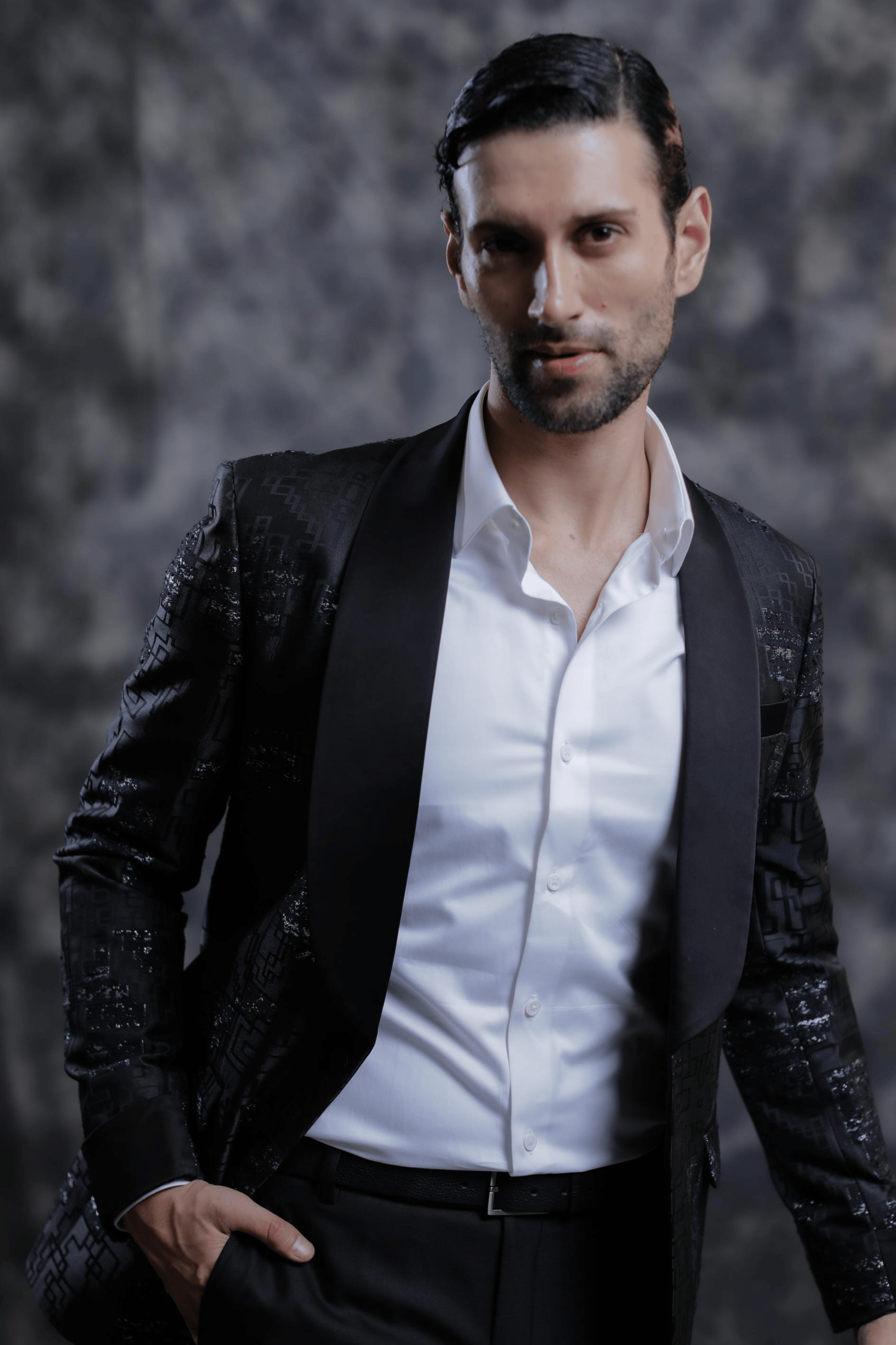 Shadow Grid Tuxedo