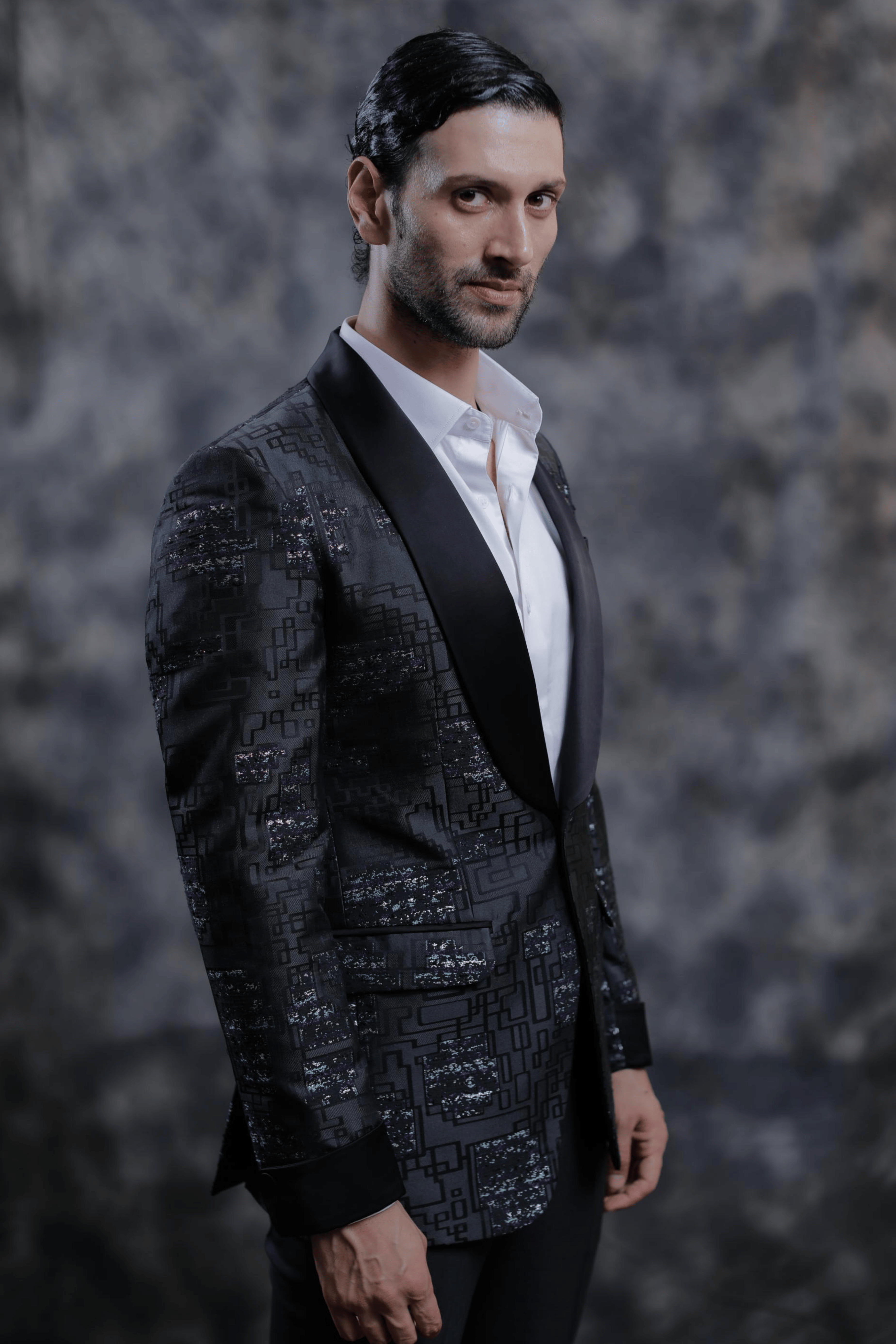 Shadow Grid Tuxedo