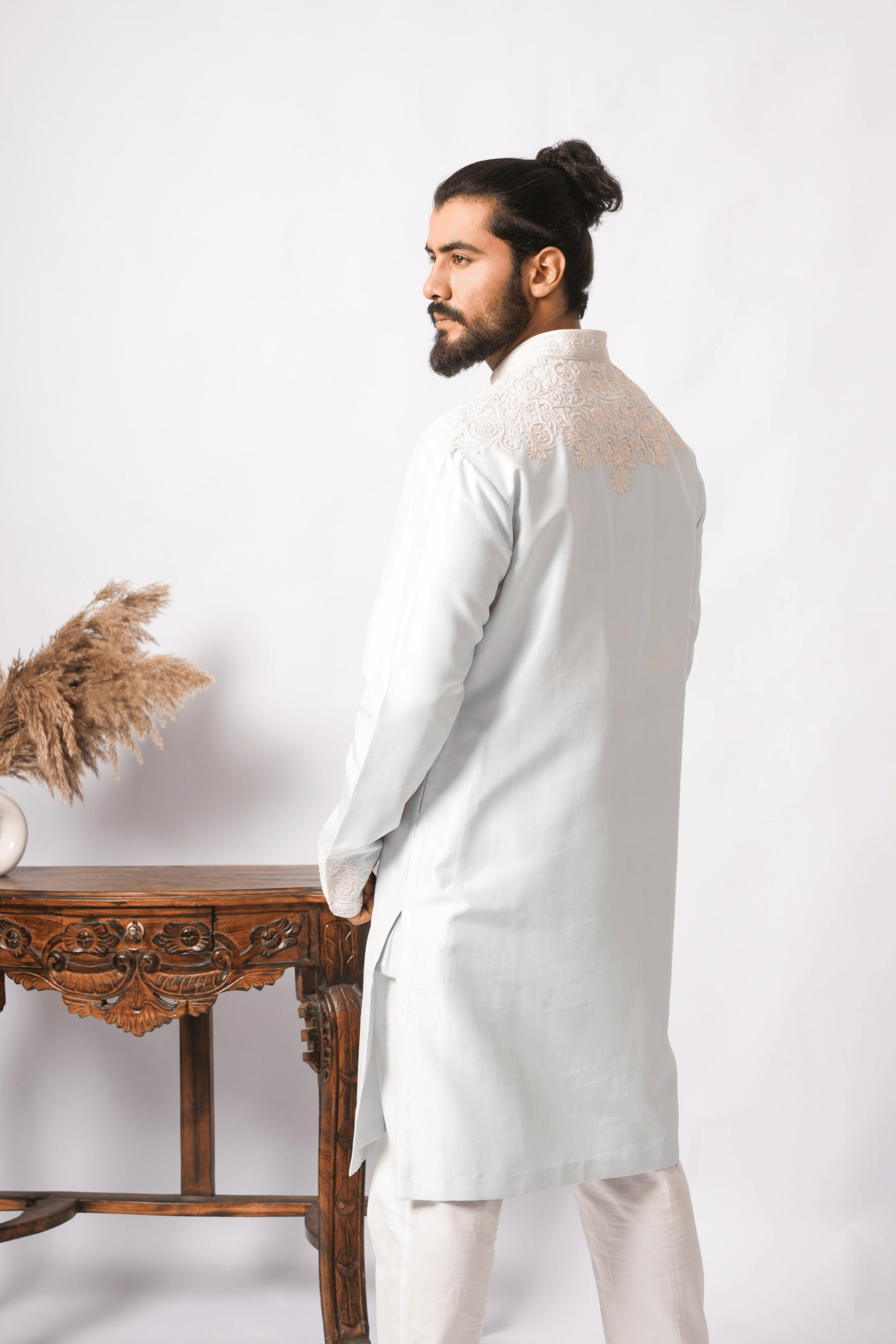 Snowfall Vines Kurta