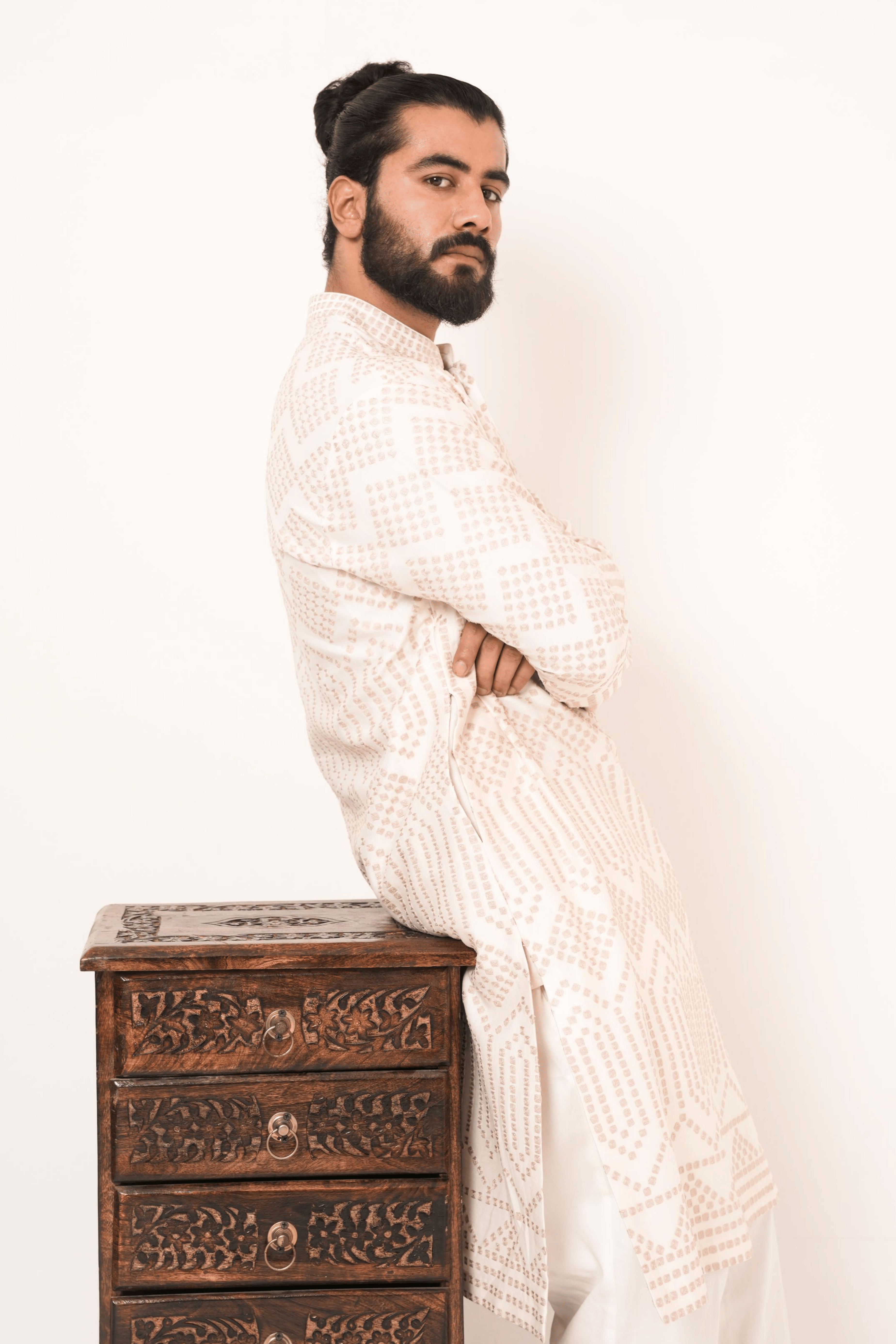 Silk Thread Embroidered Kurta