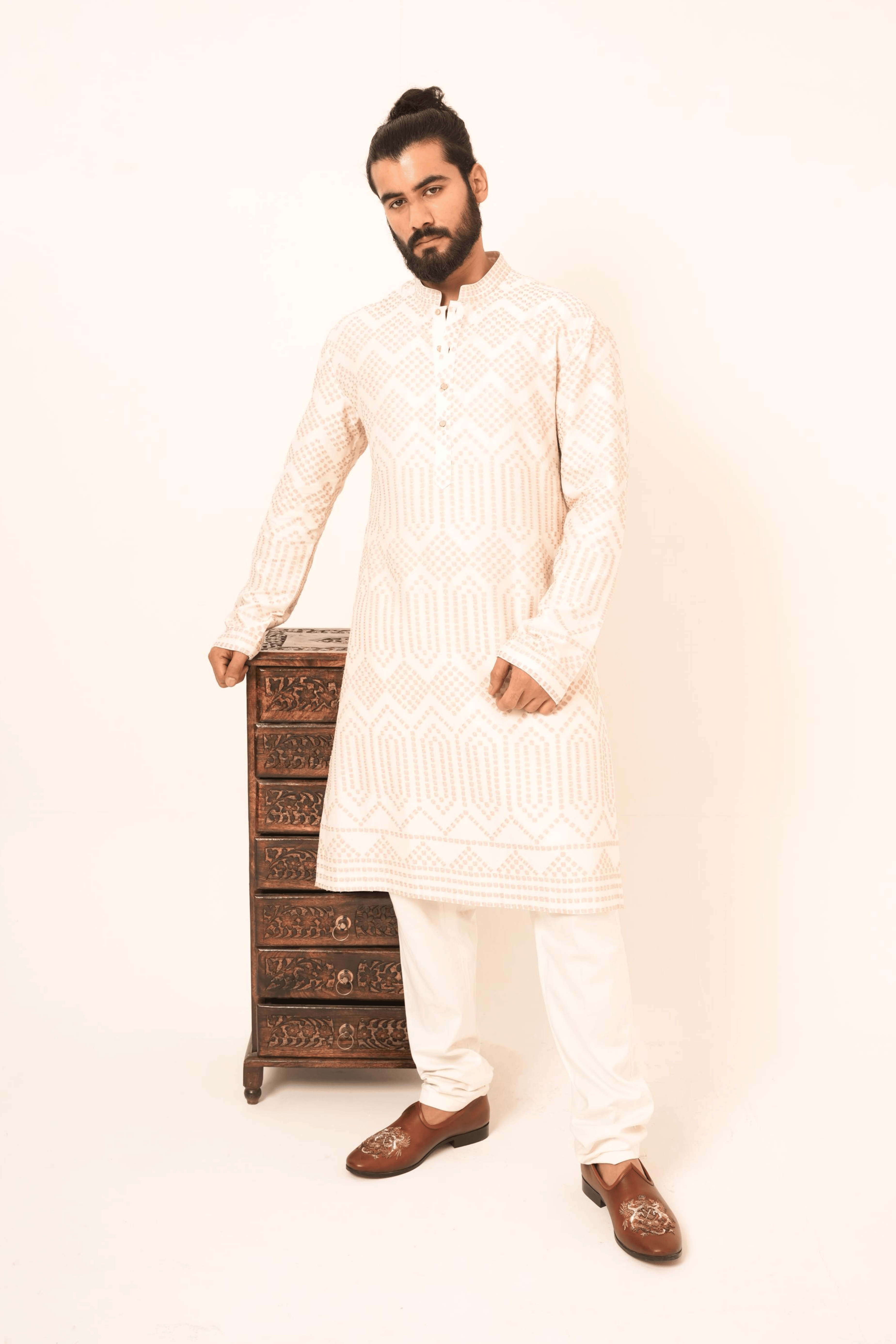 Silk Thread Embroidered Kurta