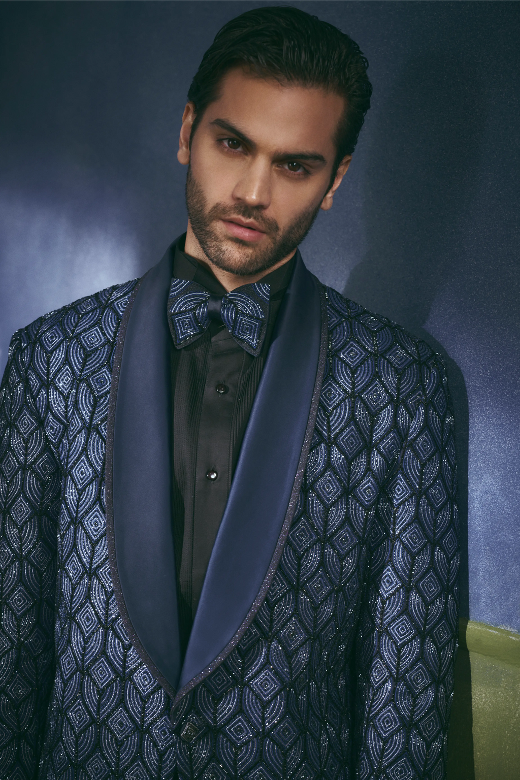 Royal Labyrinth Tuxedo