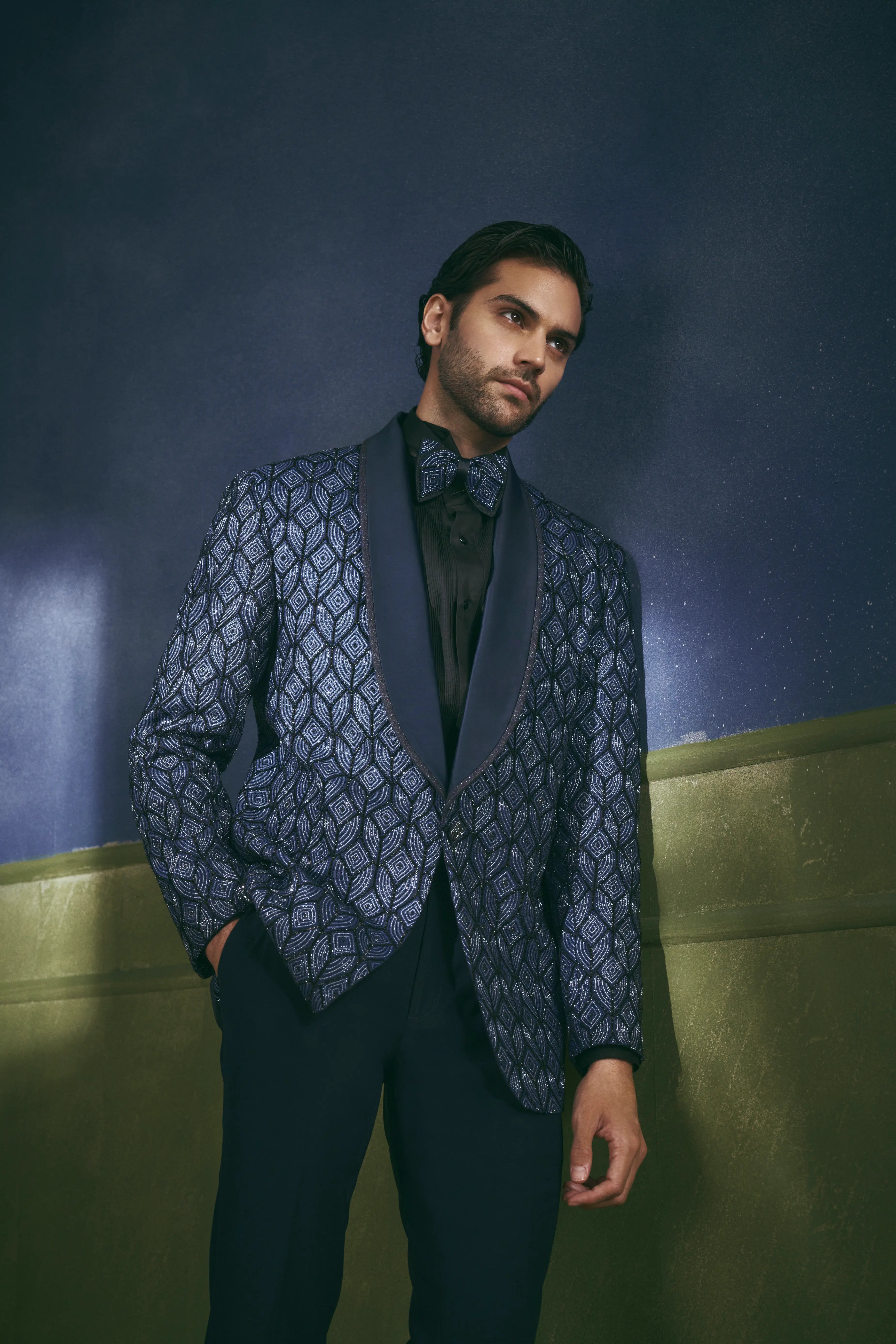 Royal Labyrinth Tuxedo