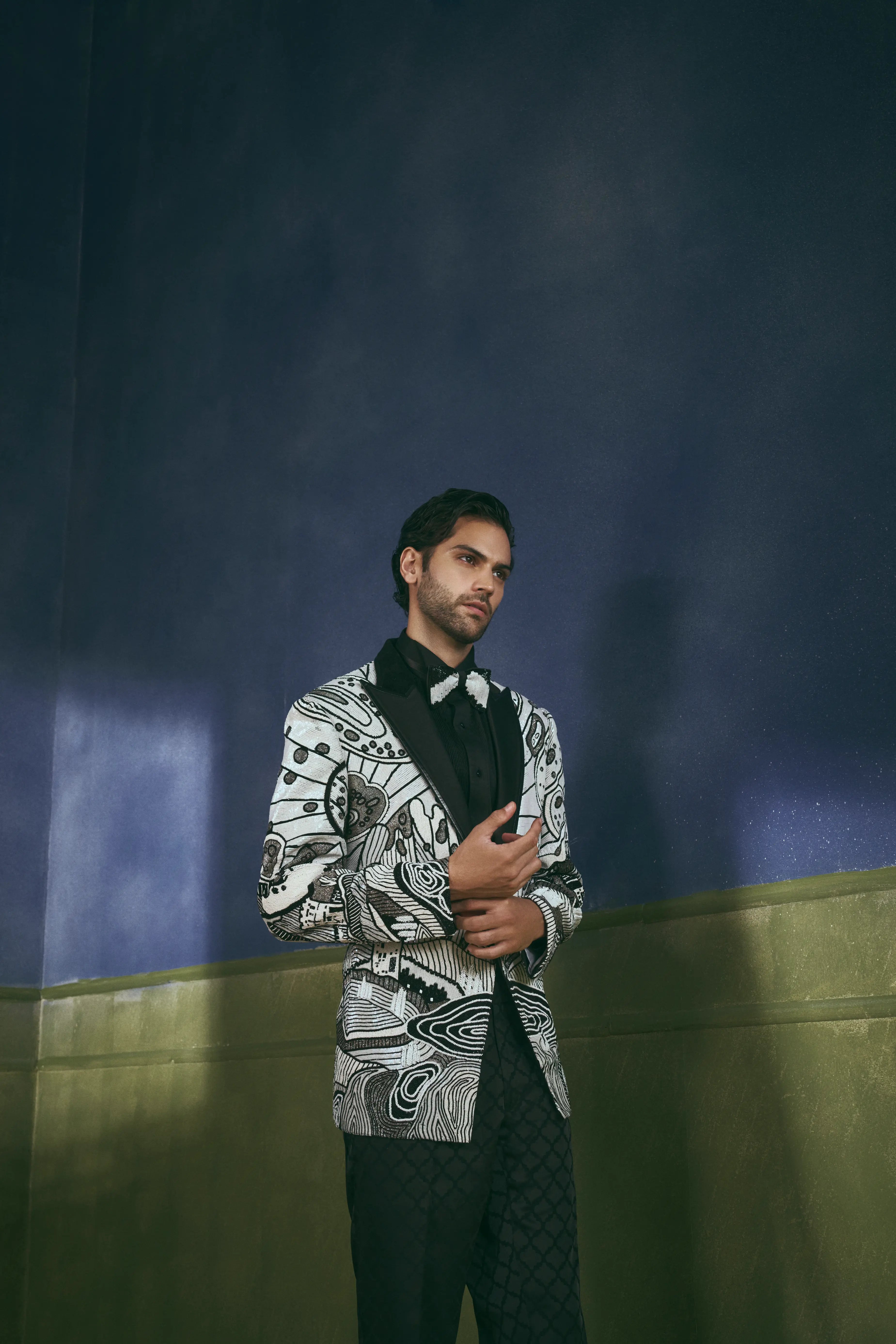 Calligraffiti Tuxedo