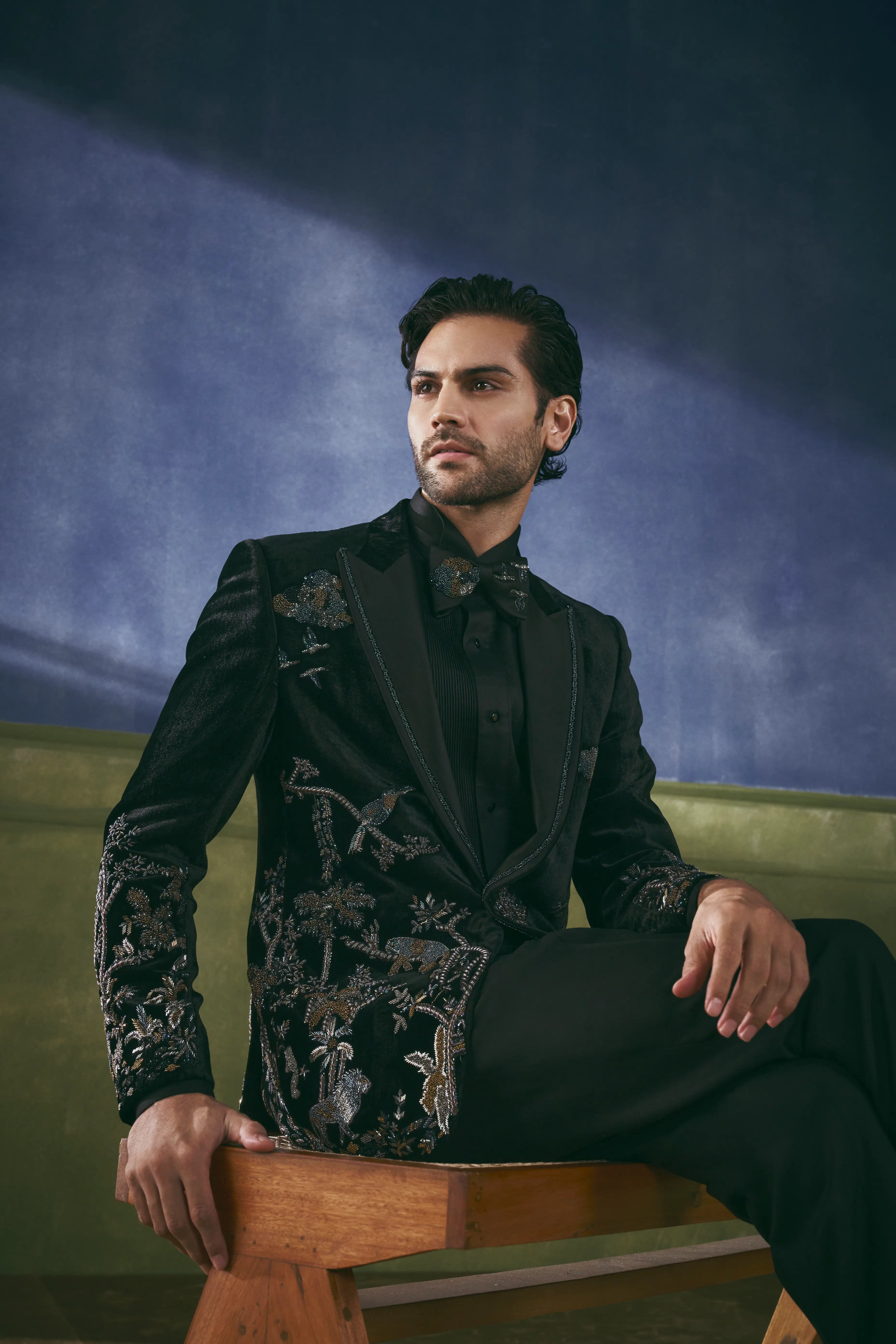 Baronial Bloom Tuxedo